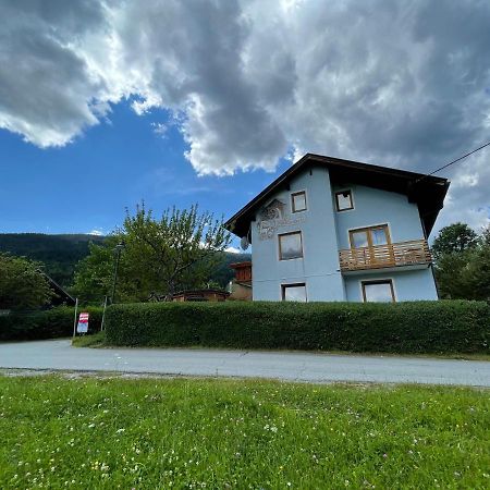 Ferienwohnung Haus Schwarzenbach Weißbriach Exterior foto